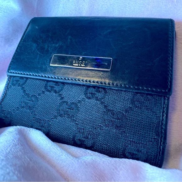 Gucci Handbags - Gucci GG Canvas Black Trifold Wallet Vintage Silver Logo Plate Made in Italy